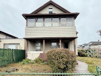 178 Island Brook Avenue