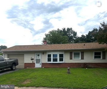82 Holden Dr