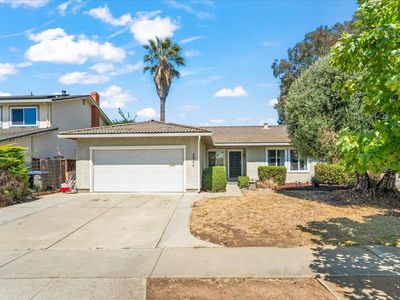 4584 Thousand Oaks Dr