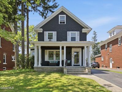 809 Wright Avenue