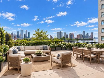 25 Sutton Pl S APT 2N