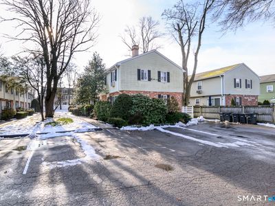 69 Maple Tree Avenue APT 2