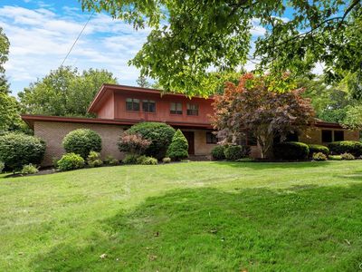 3 Cove Ln