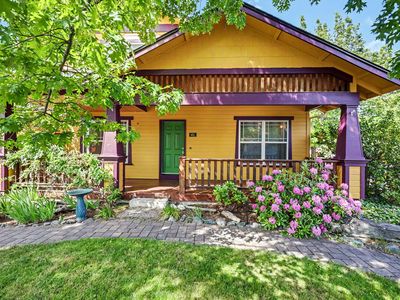 461 Parkside Dr