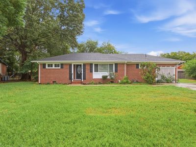 609 Manor Dr