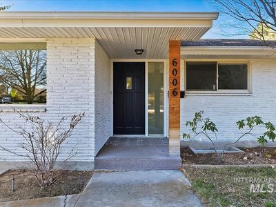 6006 W Poplar Dr