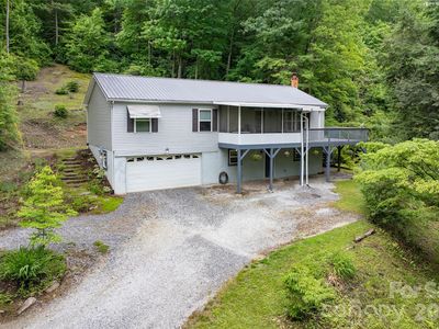 125 Round Mountain Rd