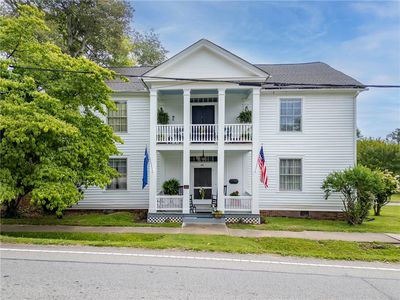 140-130 S Mechanic St