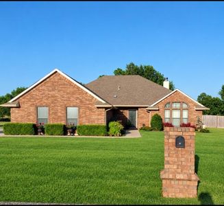 98 NW Mountain Ridge Dr