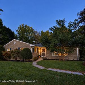 6 Hope Lane