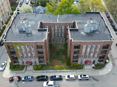 52 Strathmore Rd APT 44