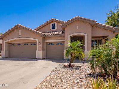 3823 E Kroll Dr