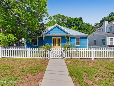9521 Red Bluff Ct
