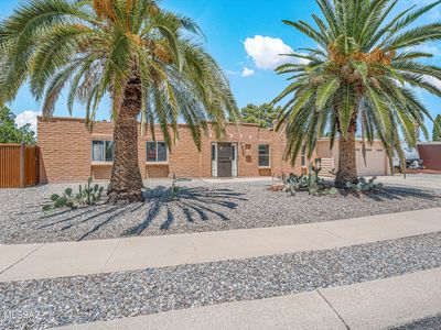 7331 E Lurlene Dr