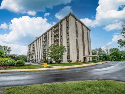 27208 Valley Run Dr #208