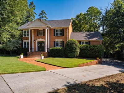 6 Saint James Pl