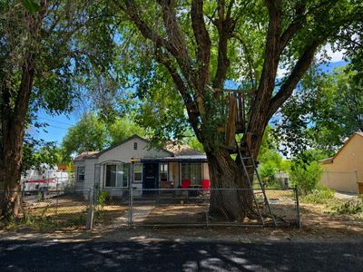 290 Cherry Ln