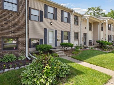 Property at 8312 Lakeview Dr, Ypsilanti, MI