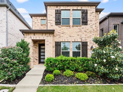 612 Courtyard Ln