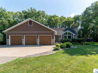 200 Greenwood Dr