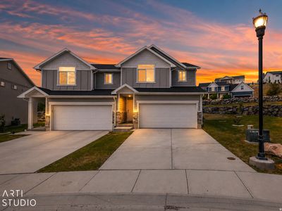798 E Ruby Dr