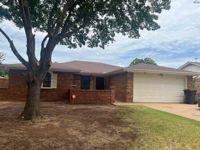1722 Meadowcliff Dr