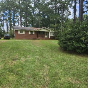 Property at 690 S Harney St, Camilla, GA