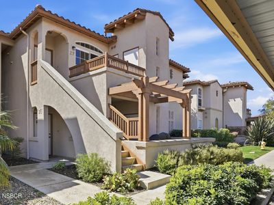610 Sunrise Dr Unit 2F