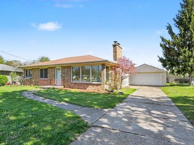 1411 Meadowlane Dr SE