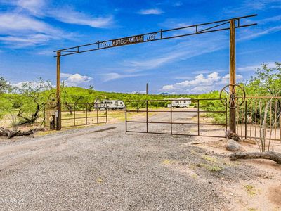 6620 W Bucking Horse Rd
