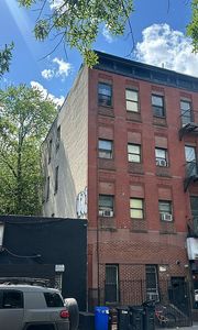 262 Marcus Garvey Blvd APT 4