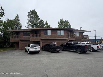 8000 Queen Victoria Dr