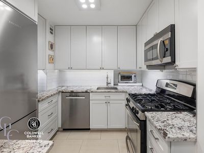 301 E 69th St APT 4K