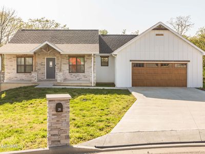 215 Gavin Ln