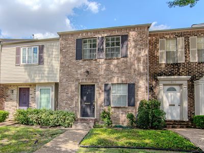 2031 Winrock Blvd #162