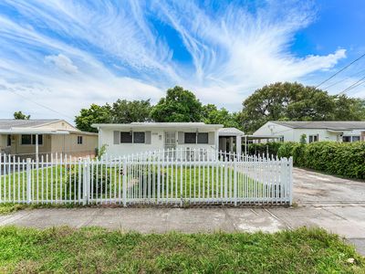 2030 NW 43rd Street
