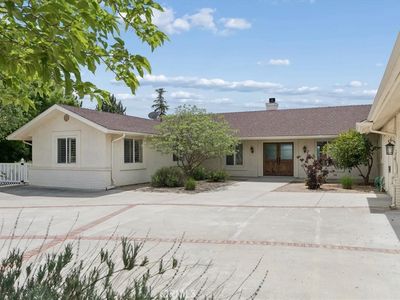 5565 High Ridge Rd