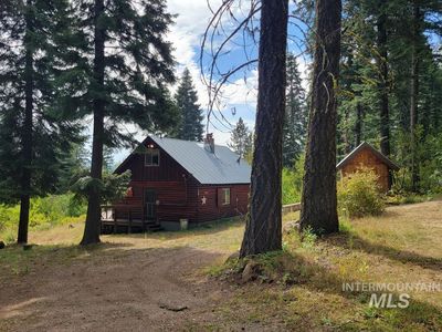 1208 Fox Rd
