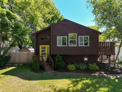 38 Vanstone Ave