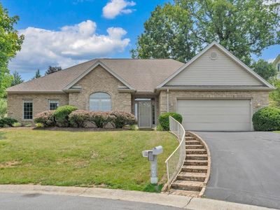 2512 Oak Ridge Ln