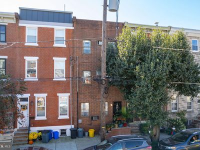 2528 Christian St
