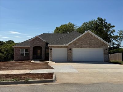 95 W Watson Ln