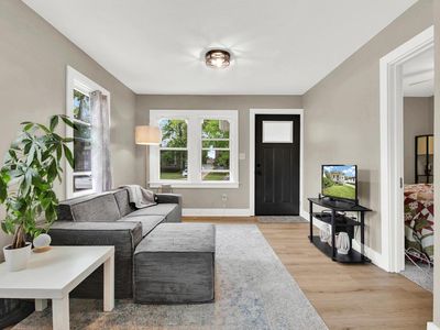 4928 North 107th STREET