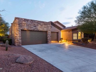 1854 E Troon Dr