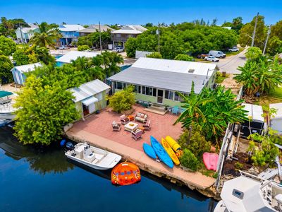 27 Lake Dr N