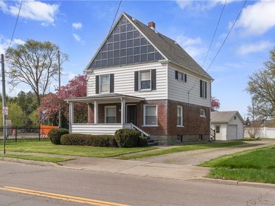49 Adsit St