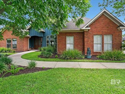 24908 Bosbyshell Ave