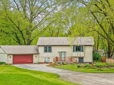 9701 Shore Ct