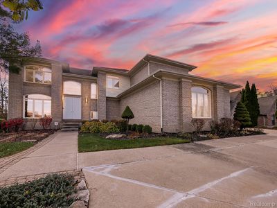 6310 Branford Dr