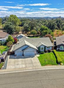 318 Manor Dr